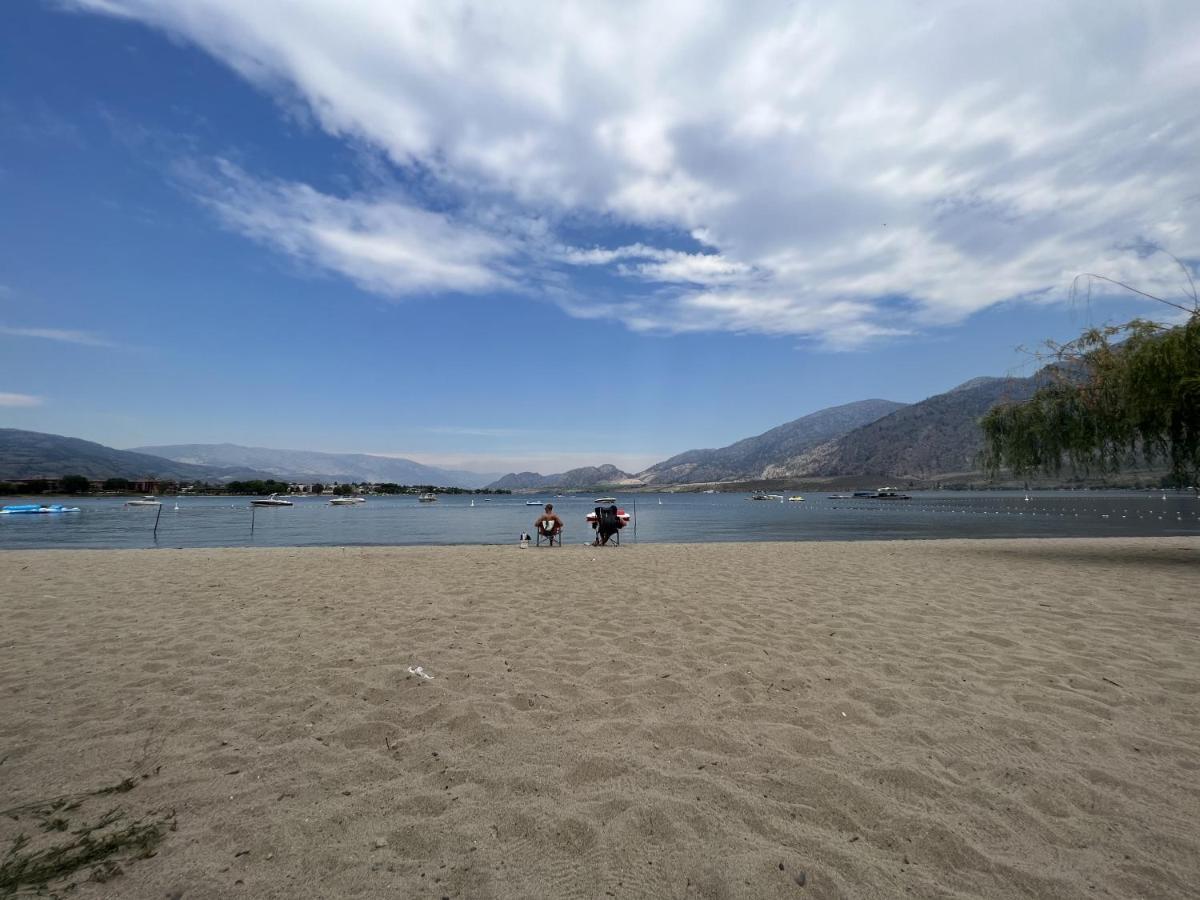 Spanish Fiesta Resort Osoyoos Exteriör bild