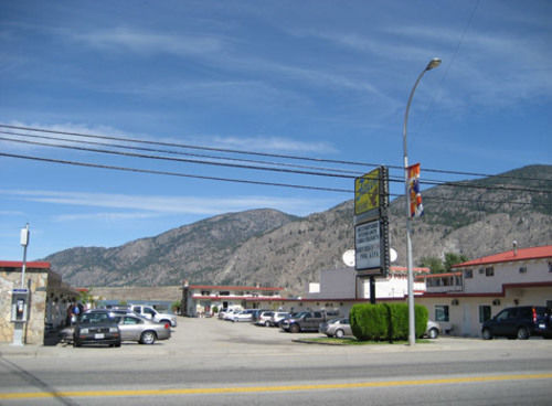 Spanish Fiesta Resort Osoyoos Exteriör bild